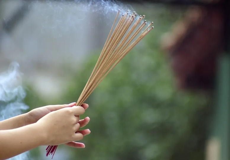 Gia Đình &Quot;3 Đời&Quot; Nhiễm Độc Chì Vì 1 Hành Động Nhà Nào Cũng Làm Trong Ngày Tết: Bác Sĩ Nhắc Phải Làm 1 Việc Gia Đình