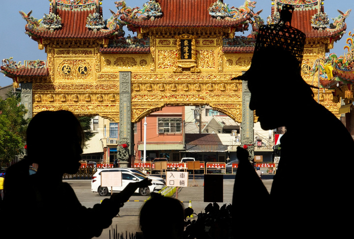 Trực tiếp: Việt Nam đ&oacute;n giao thừa, ch&agrave;o năm mới B&iacute;nh Ngọ 2026 - Ảnh 72.