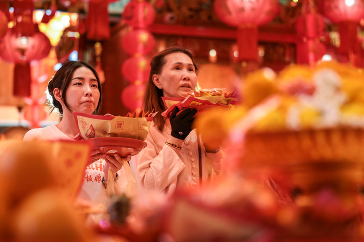 Trực tiếp: Việt Nam đ&oacute;n giao thừa, ch&agrave;o năm mới B&iacute;nh Ngọ 2026 - Ảnh 64.