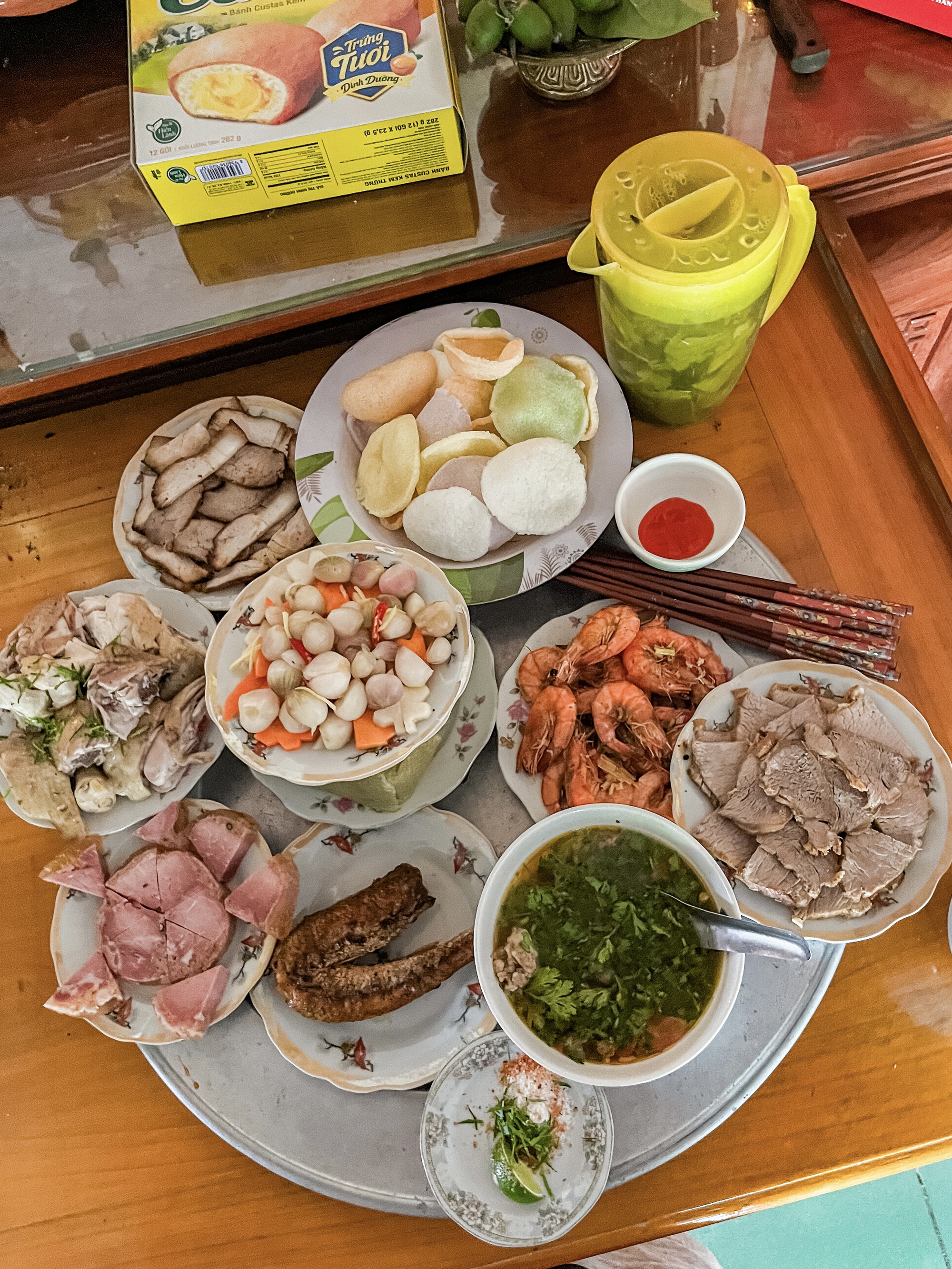 29 Tết, loạt si&ecirc;u phẩm cơm tất ni&ecirc;n tr&igrave;nh l&agrave;ng: H&agrave; Tĩnh c&uacute;ng mực, Hải Ph&ograve;ng c&oacute; chả rươi- Ảnh 6.