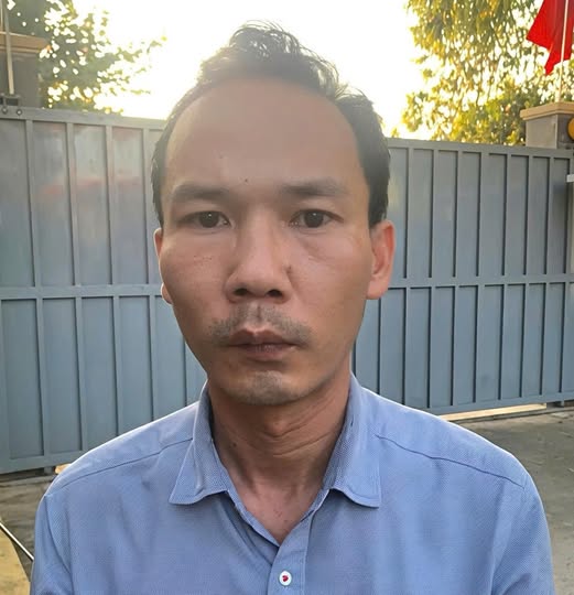 Bắt cựu nh&acirc;n vi&ecirc;n ng&acirc;n h&agrave;ng Trương Vũ Tứ sinh năm 1989 - Ảnh 2.