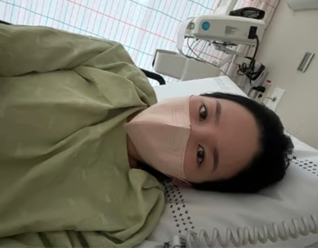 Nữ ca sĩ 9X ôm chồng khóc trong nhà vệ sinh vì phát hiện ung thư, nay cấp cứu khi mang thai tháng 8- Ảnh 1.