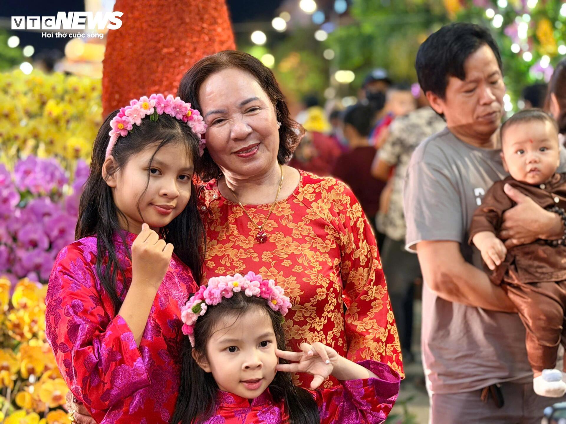 Trực tiếp: Việt Nam đ&oacute;n giao thừa, ch&agrave;o năm mới B&iacute;nh Ngọ 2026 - Ảnh 23.