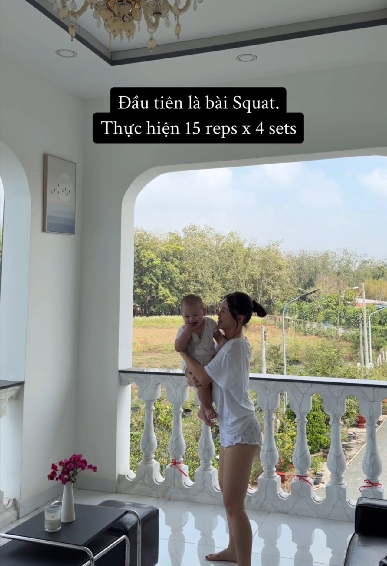 Một ngày của Yến Xuân gói gọn trong 1 phút 54 giây: Giữ dáng ngày Tết cùng nàng WAG nóng bóng nhất làng bóng Việt- Ảnh 4.