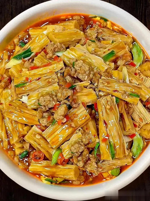 Chị em ơi, 3 m&oacute;n gi&uacute;p cải thiện kh&iacute; sắc, l&agrave;n da mịn m&agrave;ng hơn theo c&aacute;ch tự nhi&ecirc;n, kh&ocirc;ng ăn th&igrave; tiếc! - Ảnh 1.