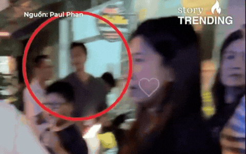 "Team qua đường" bắt gặp Mai Tài Phến "giữ chuỗi" ăn Tết cùng gia đình Mỹ Tâm- Ảnh 1.