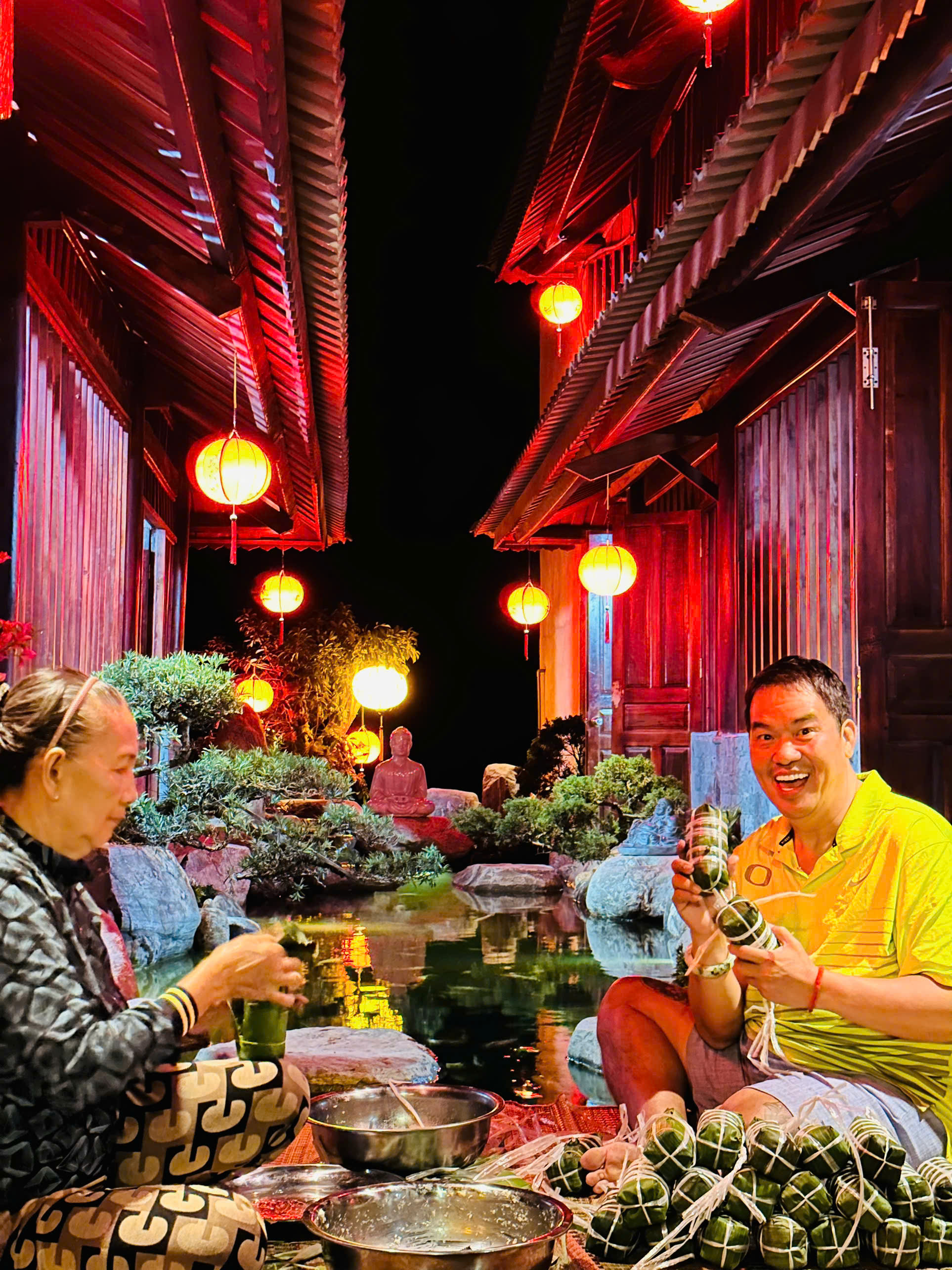 Nam nghệ sĩ đón Tết ở cơ ngơi 10.000 m2, đẹp như khu nghỉ dưỡng, hoa phủ kín nhà - Ảnh 9.