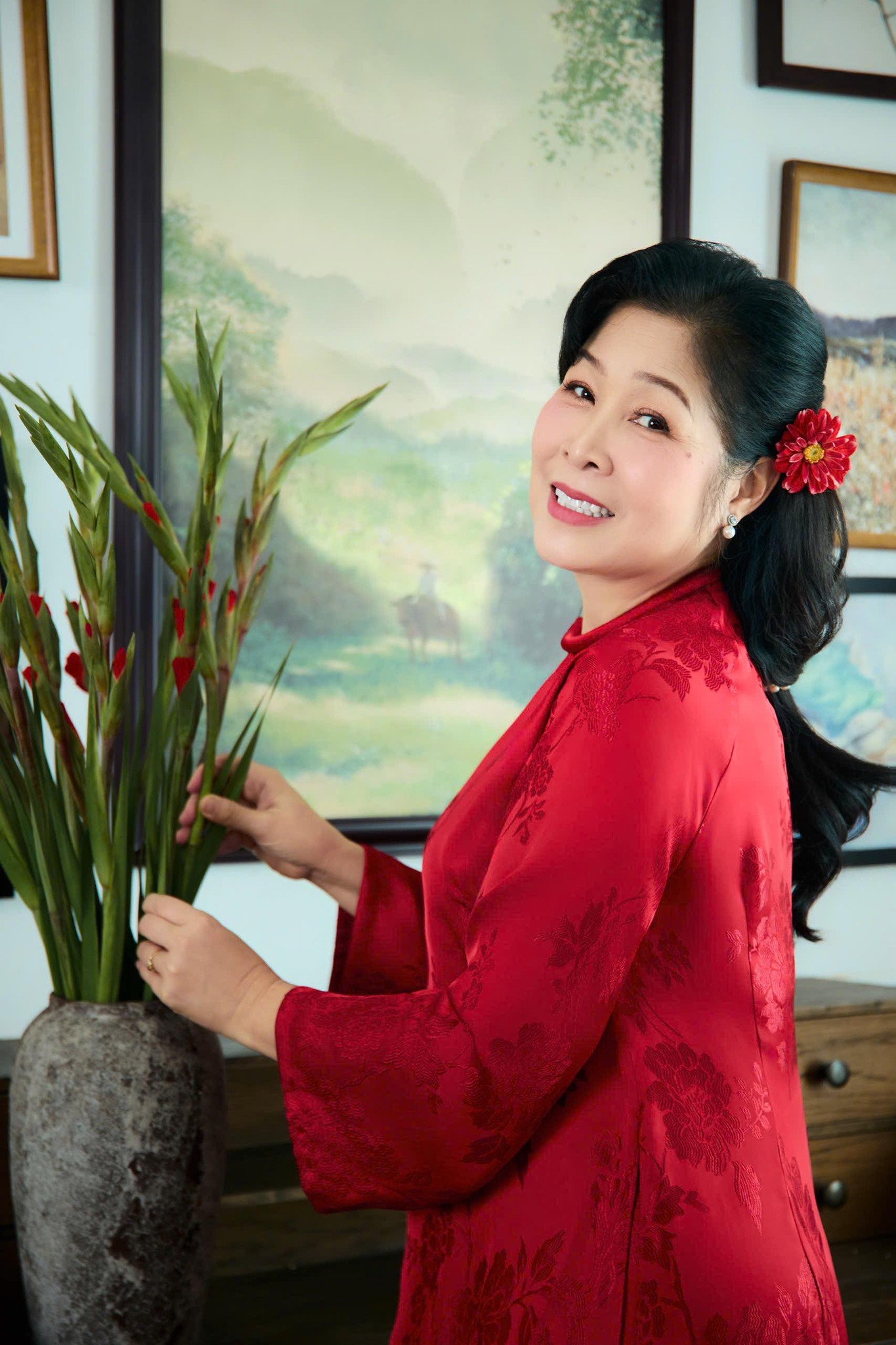 Nữ NSND tuổi ngựa cưới t&agrave;i tử điện ảnh lừng lẫy, sở hữu biệt thự lớn giữa trung t&acirc;m TP. HCM - Ảnh 2.