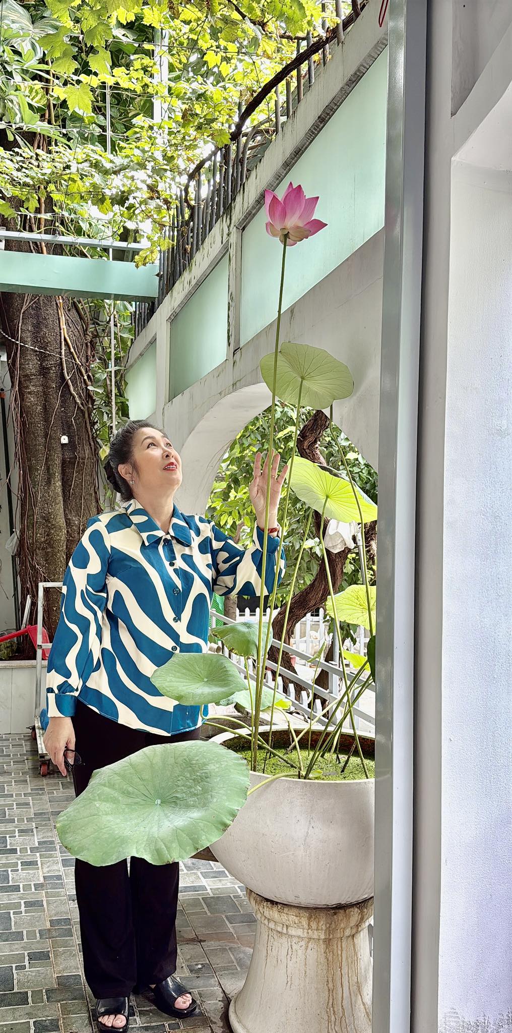 Nữ NSND tuổi ngựa cưới t&agrave;i tử điện ảnh lừng lẫy, sở hữu biệt thự lớn giữa trung t&acirc;m TP. HCM - Ảnh 7.