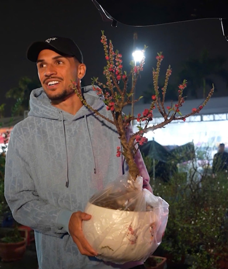 Tết đầu tiên của Đỗ Hoàng Hên ở Việt Nam- Ảnh 3.