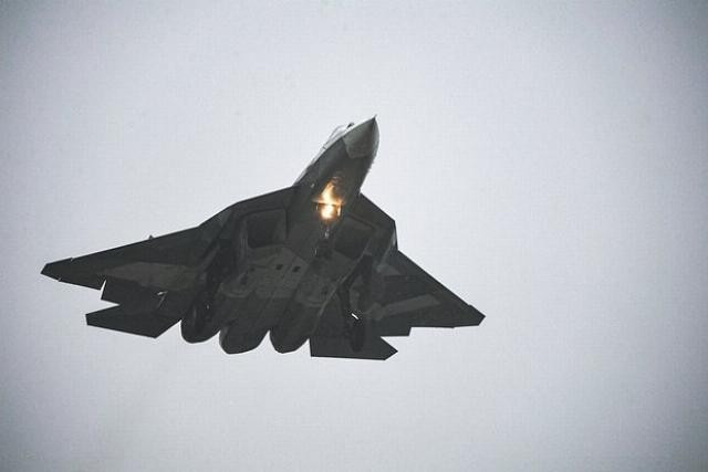Su - 57 m 2026: Tiêm kích tàng hình Nga được nâng cấp hệ thống phòng thủ tên lửa độc đáo - Ảnh 3. Su - 57 m 2026: Tiêm kích tàng hình Nga được nâng cấp hệ thống phòng thủ tên lửa độc đáo - Ảnh 3.