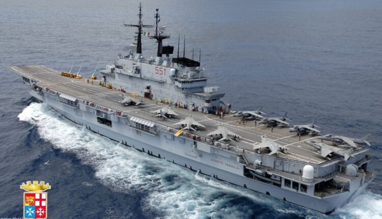 T&agrave;u s&acirc;n bay đầu ti&ecirc;n của Indonesia c&oacute; g&igrave; đặc biệt? - Ảnh 1.