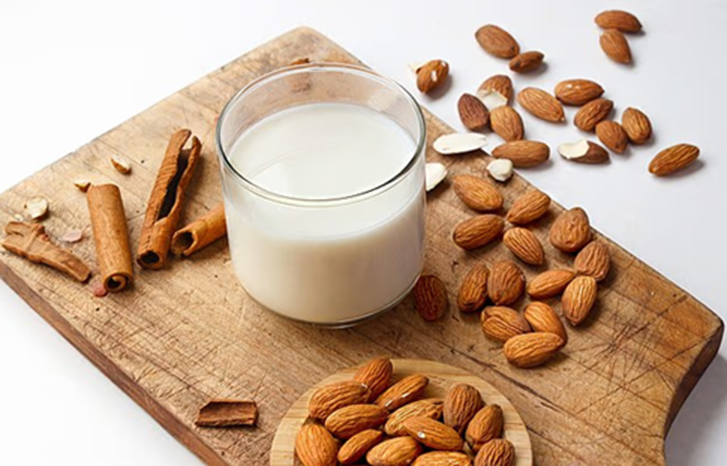 Loại hạt quen thuộc mỗi dịp Tết của người Việt, nay được khoa học coi là “siêu thực phẩm” bảo vệ não bộ, tim mạch - Ảnh 2.