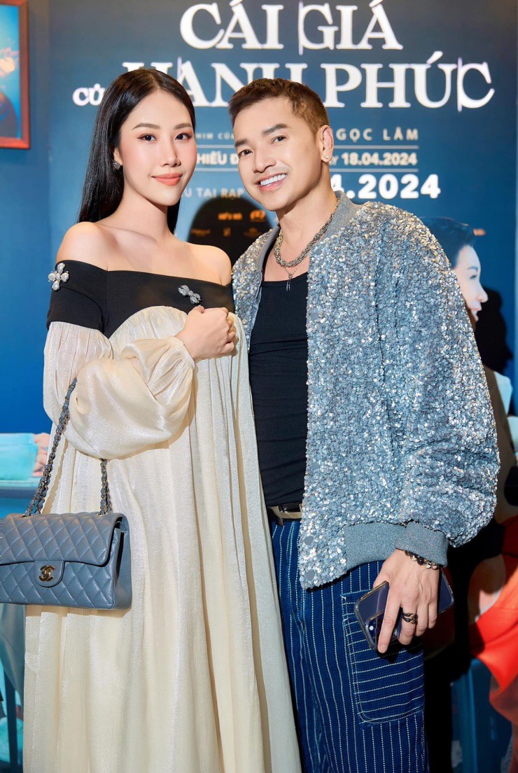 Nam nghệ sĩ Việt 67 tuổi trẻ như 40 khi đứng bên siêu xe, thảo nào mẹ đơn thân kém 37 tuổi mê mẩn - Ảnh 2.