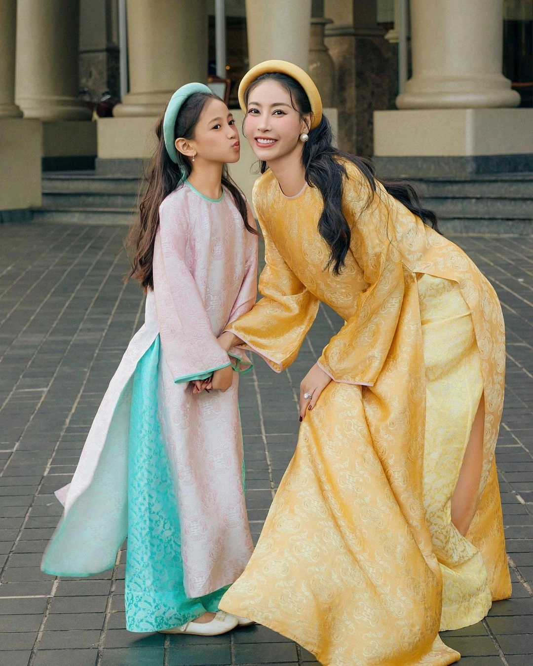 Hoa hậu Việt từng lãi 900 cây vàng, giờ sống trong biệt thự 400 tỷ Quận 2, sở hữu penthouse dát vàng: Có con gái út xinh như thiên thần - Ảnh 9.