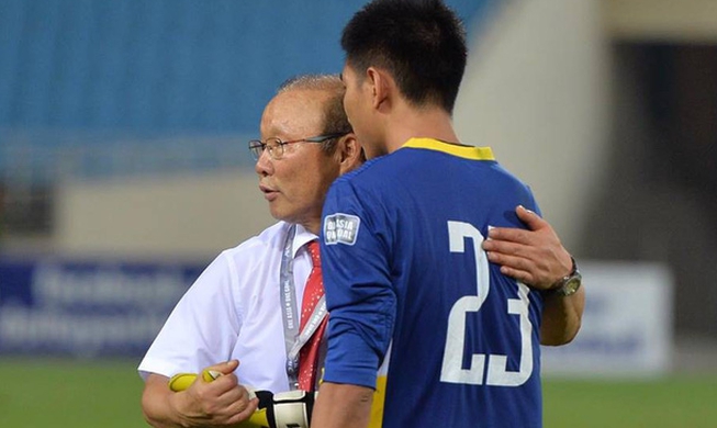 “Lão binh” tuổi Ngựa và 90 phút đặt nền móng cho kỳ tích bóng đá Việt Nam - Ảnh 2.