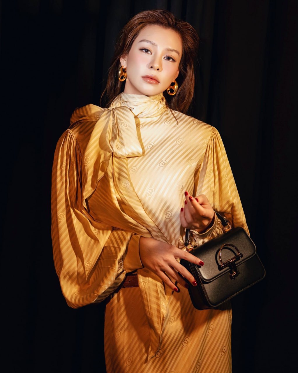 Nữ ca sĩ hiếm hoi không bị Tùng Dương “nuốt chửng”: Hát nhạc Tết như rót mật vào tai, nhan sắc đẹp cỡ Hoa hậu- Ảnh 8.