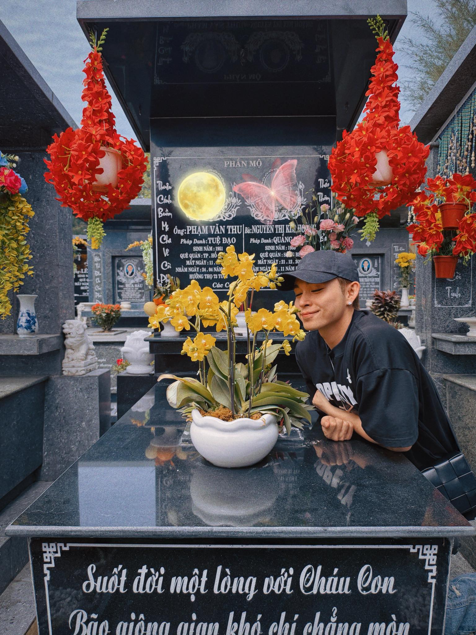 Hai nam ca sĩ U40 nổi tiếng hàng đầu Việt Nam mồ côi cả cha lẫn mẹ - Ảnh 4.