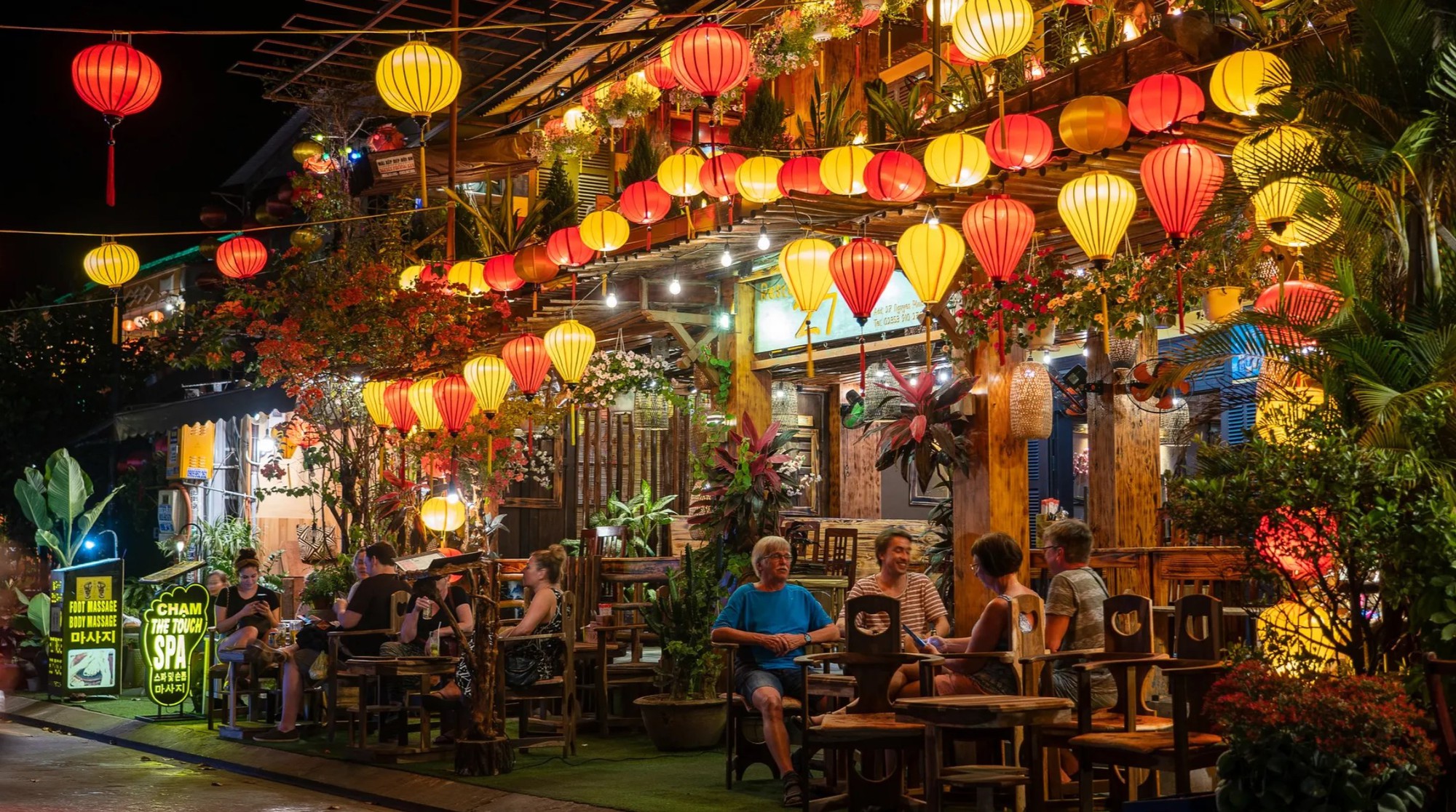 - Ảnh 4. - Ảnh 4.