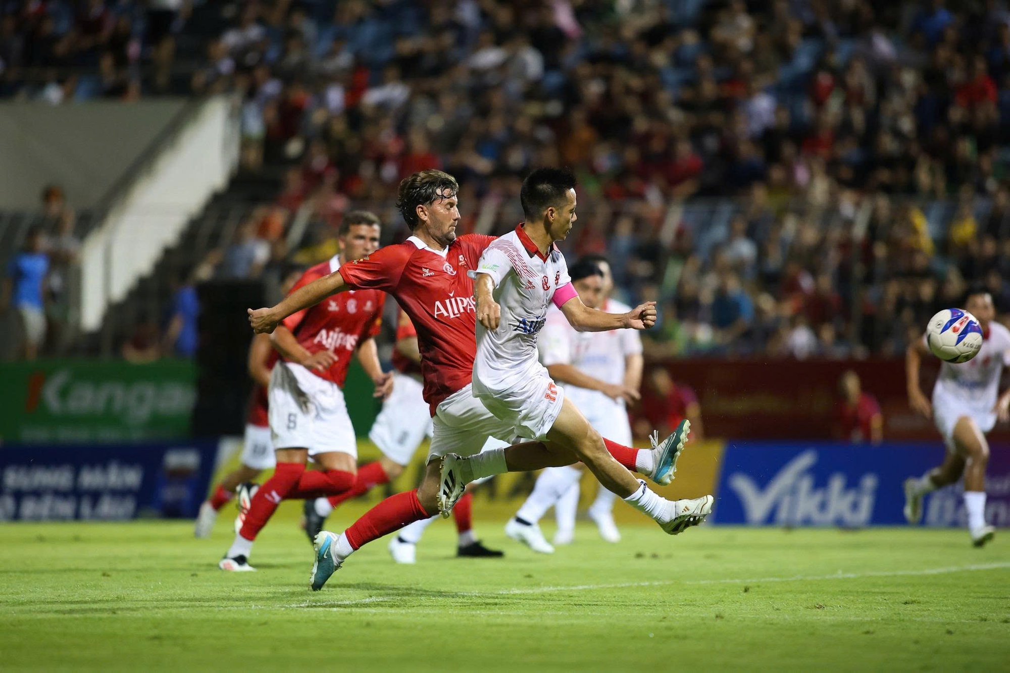 Từ chuyện bóng đá châu Âu chúc Tết người Việt - Ảnh 3.