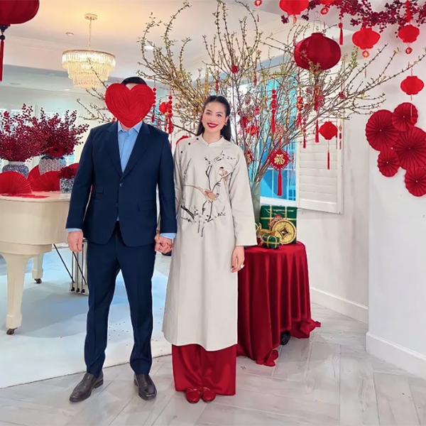 Phạm Hương đón Tết vắng bóng chồng doanh nhân- Ảnh 2.