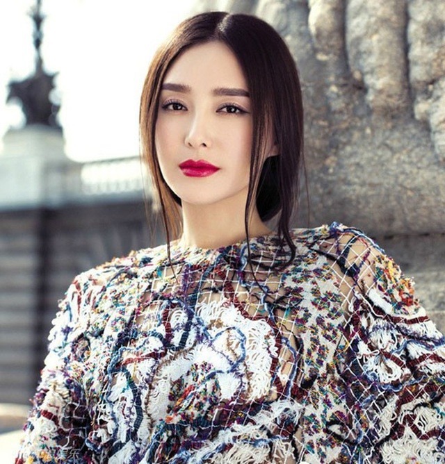 V&igrave; y&ecirc;u Huỳnh Hiểu Minh, "Ph&uacute; S&aacute;t Ho&agrave;ng hậu" Tần Lam nguyện mất 37 tỷ đồng - Ảnh 11.