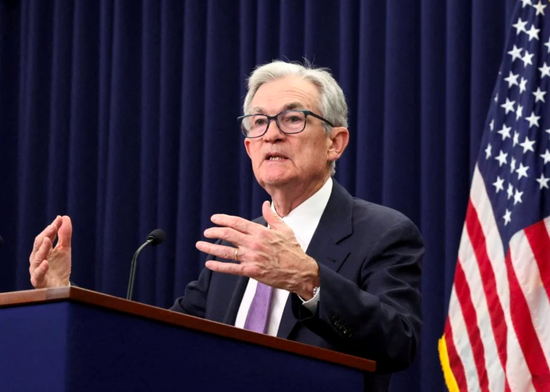 Biên bản họp Fed được công bố: Quá trình hạ lãi suất có thể "vài tháng nữa" mới được nối lại - Ảnh 1.