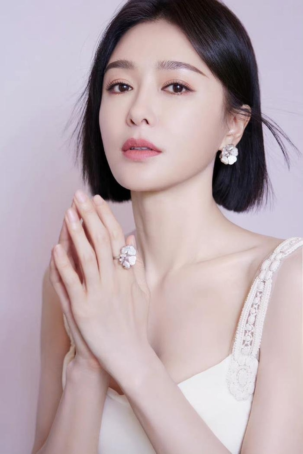 V&igrave; y&ecirc;u Huỳnh Hiểu Minh, "Ph&uacute; S&aacute;t Ho&agrave;ng hậu" Tần Lam nguyện mất 37 tỷ đồng - Ảnh 8.