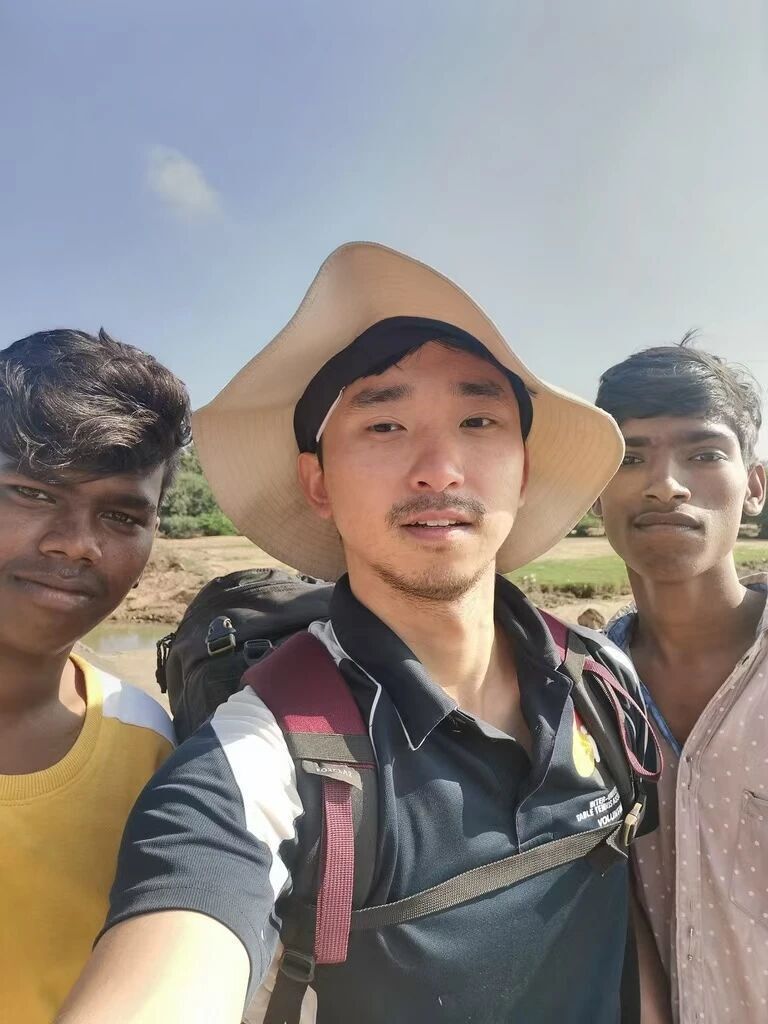 Thiếu gia từ bỏ cuộc sống xa hoa để tìm kiếm tự do thực sự  - Ảnh 1.