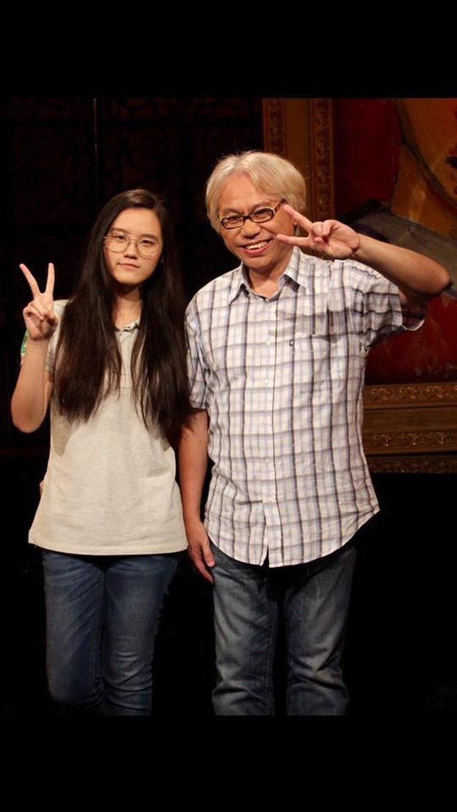 Cái kết của người vợ trẻ trong mối tình ông - cháu gây sốc showbiz: Điên loạn, lang thang đầu đường xó chợ ăn xin- Ảnh 3. Cái kết của người vợ trẻ trong mối tình ông - cháu gây sốc showbiz: Điên loạn, lang thang đầu đường xó chợ ăn xin- Ảnh 3.