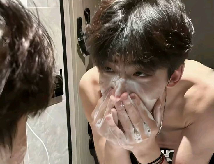 Sáng Dậy Thấy 4 Thứ Này Thì Xin Chia Buồn! Bất Kể Nam Hay Nữ, Bệnh Thận Đang 