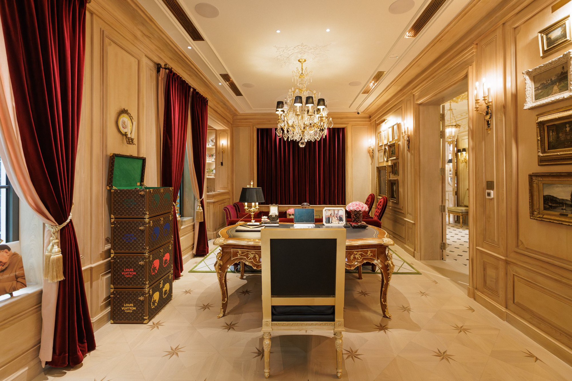 Biệt thự triệu đô ở TP.HCM của Thái Công bị chê "nhìn thôi đã thấy mệt" - Ảnh 5.