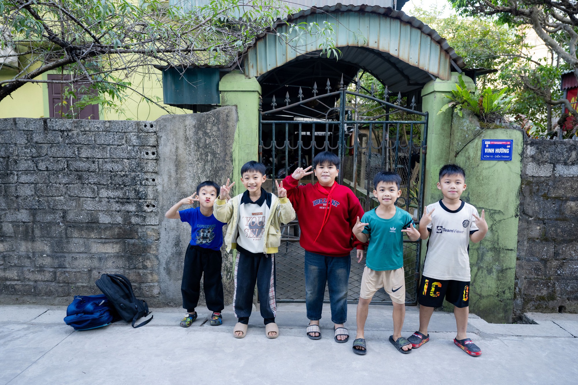 Về Nghệ An phỏng vấn Cao Văn Bình: Thích con gái có học thức, cao trên 1m50 và dễ thương một chút!- Ảnh 1.