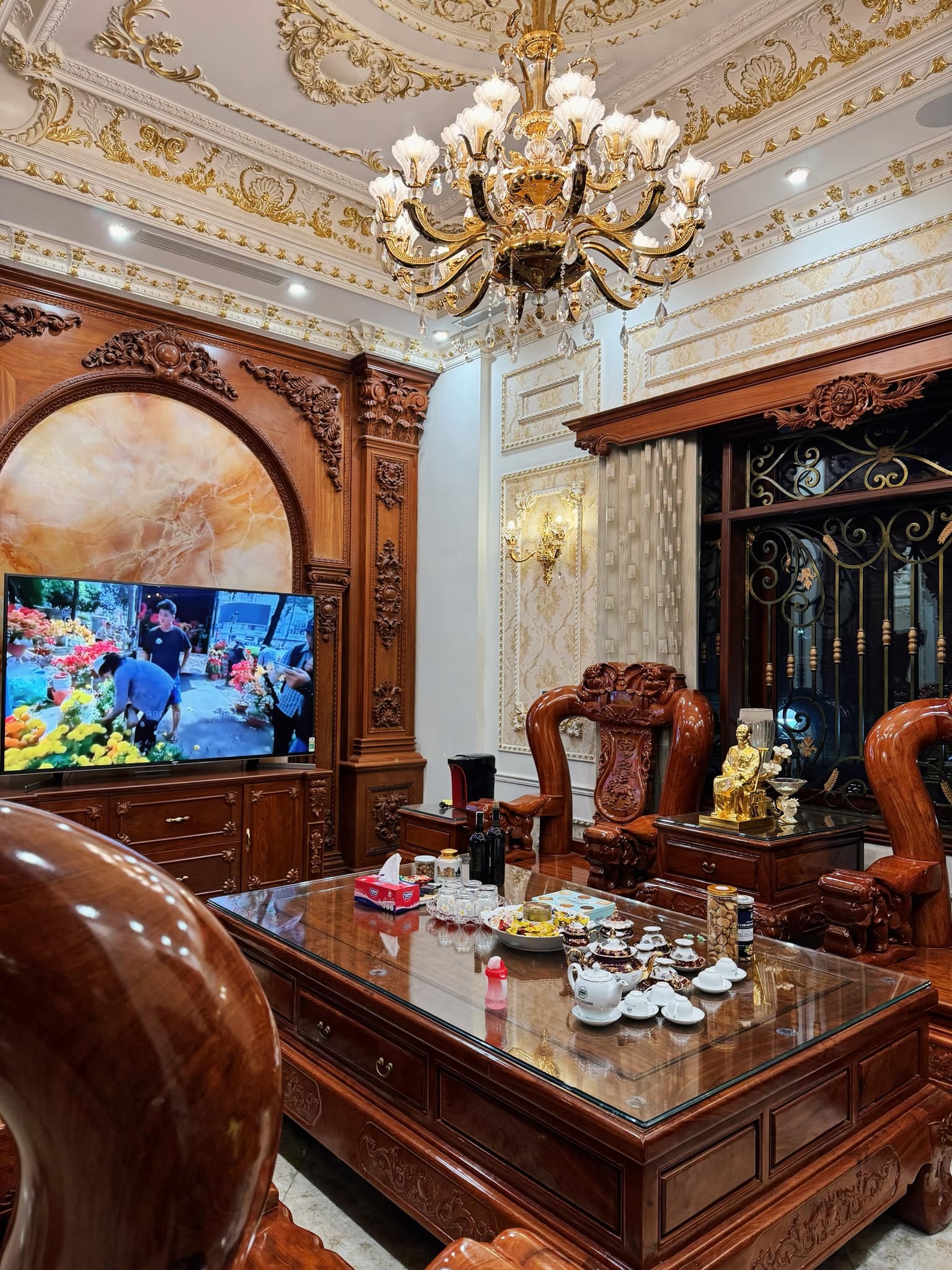 “Phú bà” decor nhà đón Tết khiến gần 1 triệu người rạo rực - Ảnh 12.