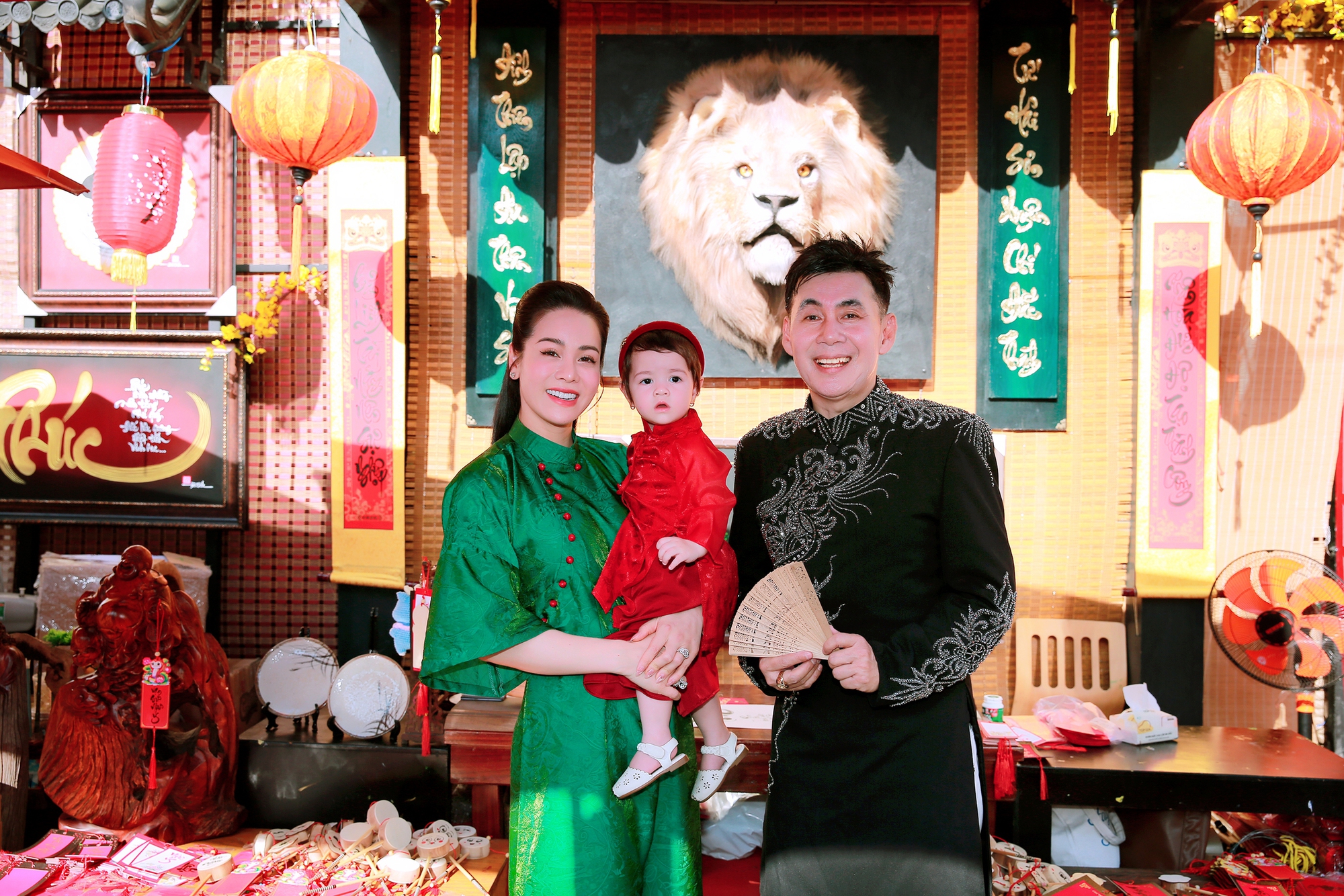 Á hậu Băng Châu và hơn 100 nghệ sĩ nhận bằng khen "Nghệ sĩ vì cộng đồng"- Ảnh 9.