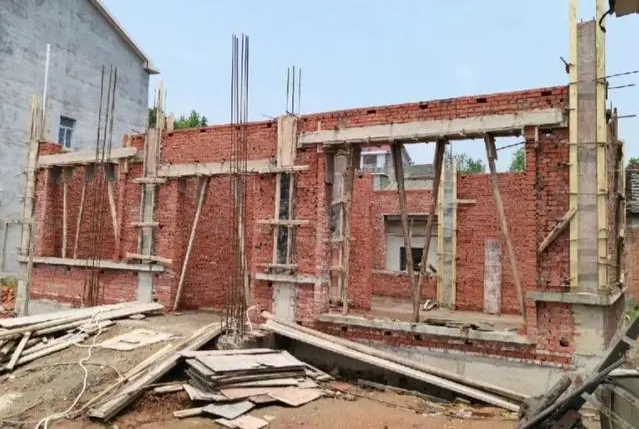 Bỏ 1,3 tỷ về qu&ecirc; x&acirc;y nh&agrave;, ở chưa tr&ograve;n một tuần người đ&agrave;n &ocirc;ng lặng lẽ kh&oacute;a cửa rời đi v&igrave; l&yacute; do bất ngờ n&agrave;y - Ảnh 1.