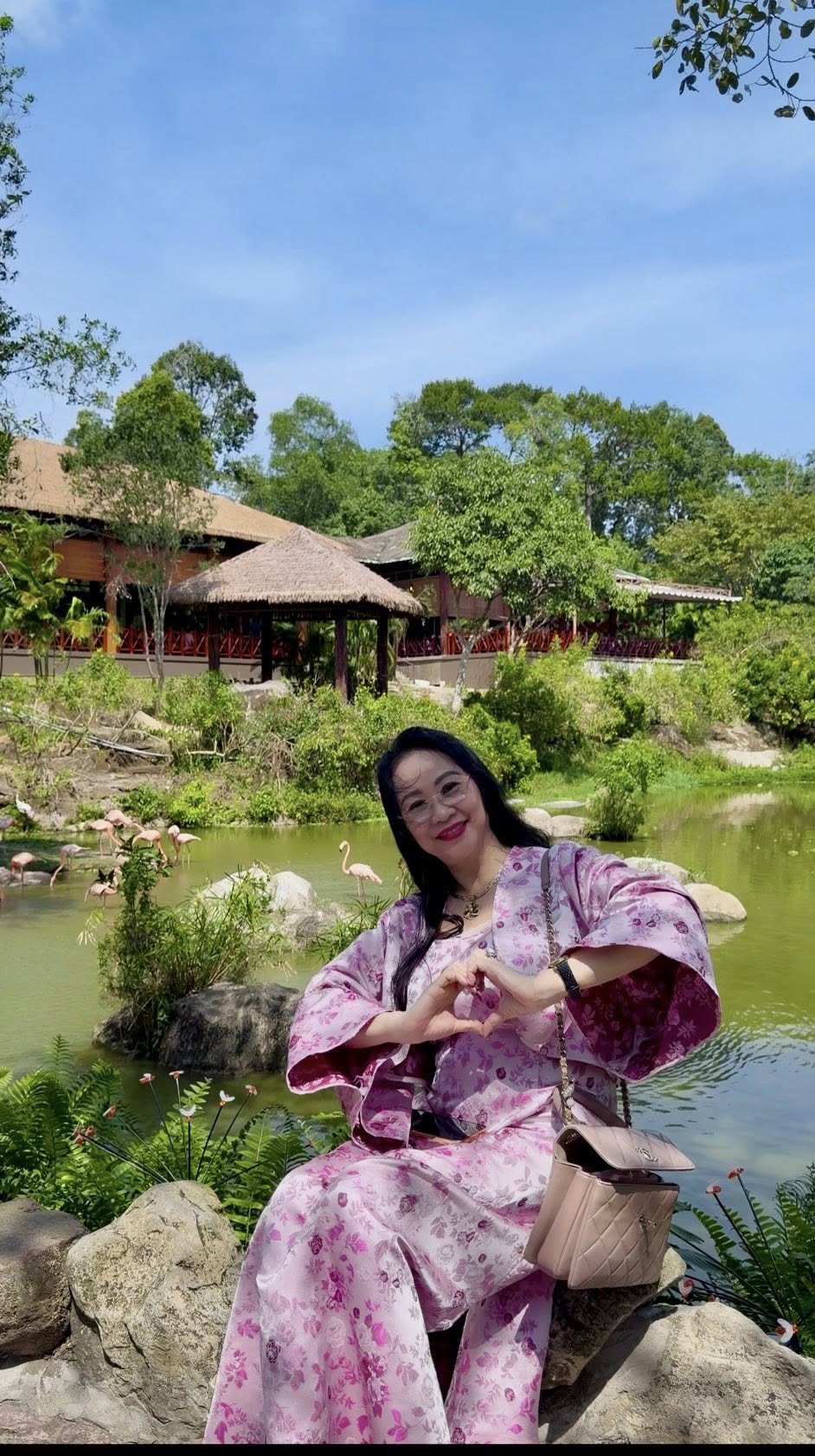 Kh&ocirc;ng phải nhiều tiền hay sang xịn, ph&uacute; b&agrave; "m&eacute;t rưỡi" c&oacute; kiểu ăn Tết khiến cả triệu phụ nữ ước mơ: Mấy ai c&oacute; đặc quyền n&agrave;y!- Ảnh 10.