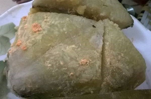 Khuy&ecirc;n bạn: Thấy đồ ăn Tết c&oacute; 5 dấu hiệu n&agrave;y th&igrave; dứt kho&aacute;t VỨT ngay, giữ lại l&agrave; rước bệnh v&agrave;o người- Ảnh 3.