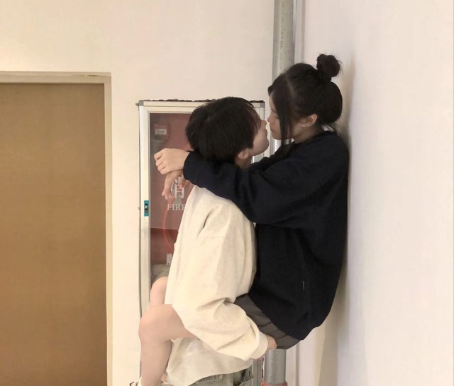 Ăn h&agrave;u c&oacute; thật sự l&agrave;m nam giới MẠNH hơn trong "chuyện ấy"? B&aacute;c sĩ tiết lộ đ&acirc;u mới l&agrave; "viagra thi&ecirc;n nhi&ecirc;n" - Ảnh 1.