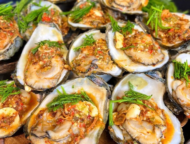 Ăn h&agrave;u c&oacute; thật sự l&agrave;m nam giới MẠNH hơn trong "chuyện ấy"? B&aacute;c sĩ tiết lộ đ&acirc;u mới l&agrave; "viagra thi&ecirc;n nhi&ecirc;n" - Ảnh 2.