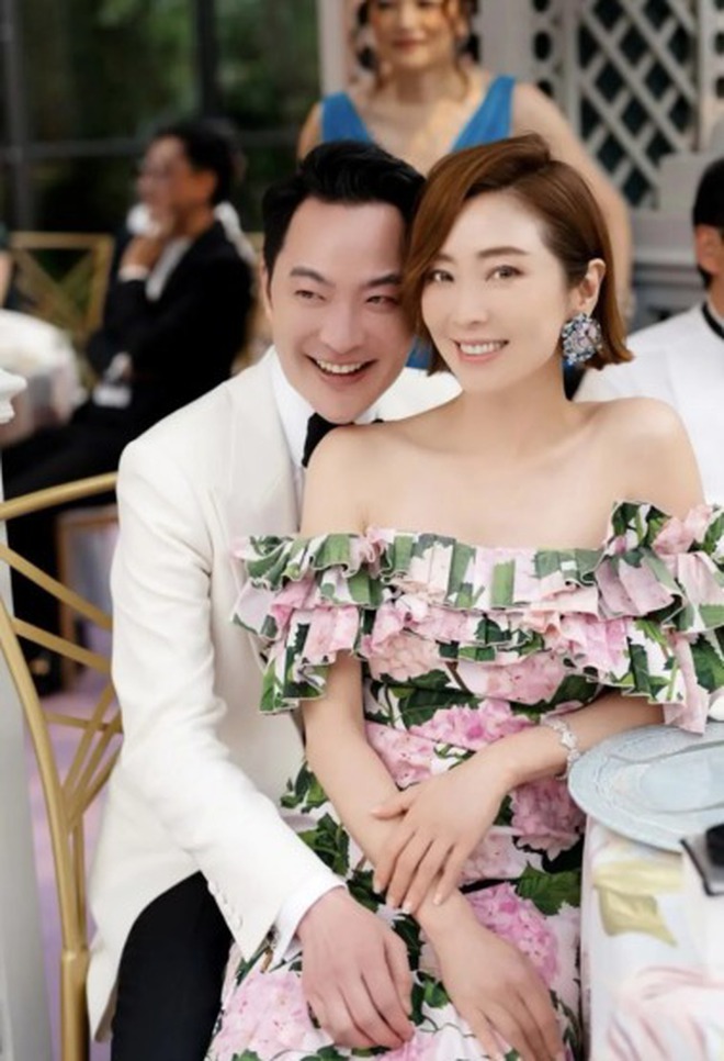 "Kiều nữ chứng khoán showbiz" sắp cưới lần 2, hôn phu là soái ca ngành bảo hiểm và có con riêng - Ảnh 2.