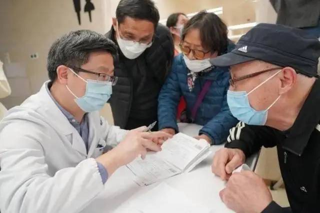 80 tuoi 2 2 215335 1771549825272 17715498257891288702765