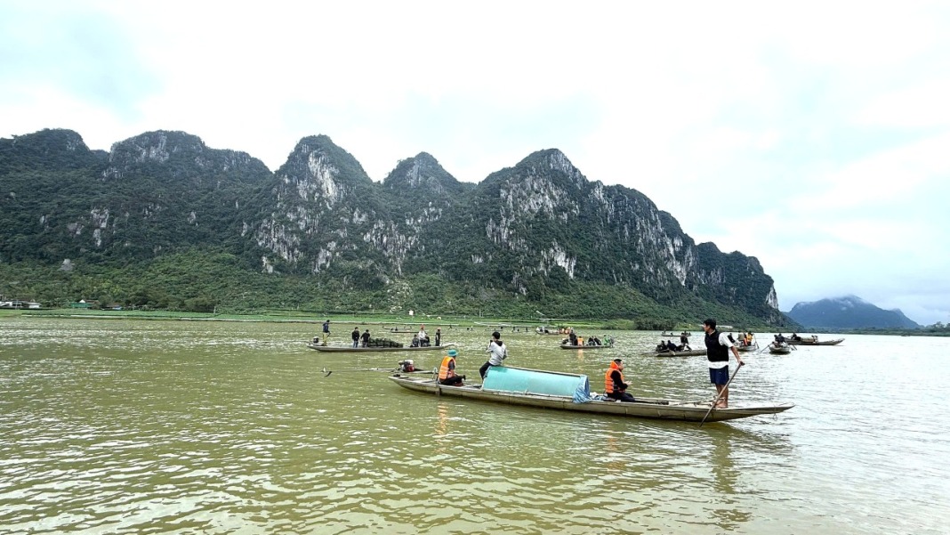 Vụ lật thuyền làm 4 người tử vong: Đã tìm thấy thi thể nạn nhân cuối cùng - Ảnh 2.