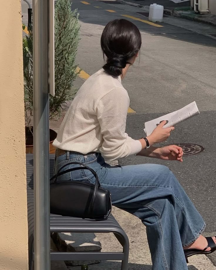 4 câu hỏi của họ hàng khiến bạn trả giá bằng tiền mặt - Ảnh 3.