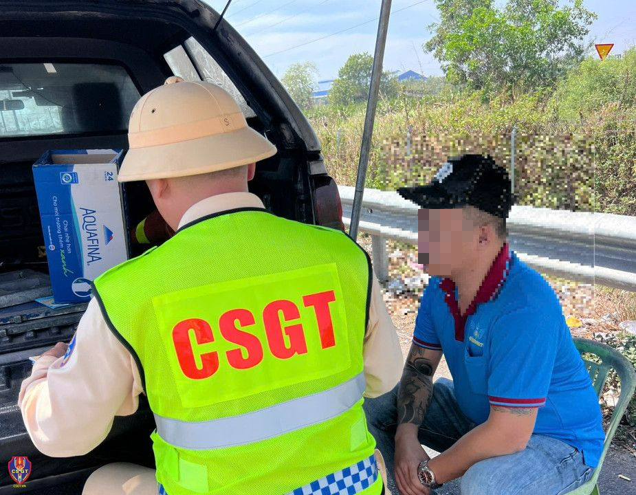 Cục Cảnh sát giao thông cảnh báo nóng tới tất cả tài xế khi lái xe trên cao tốc - Ảnh 2.