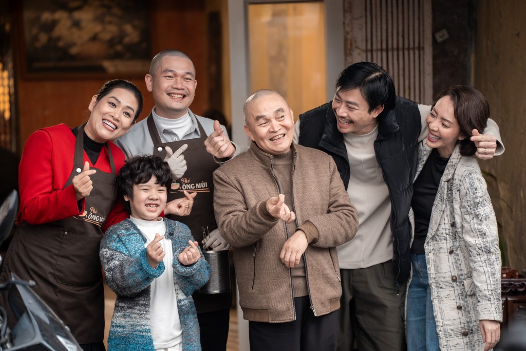 Tổng giám đốc người Hàn Quốc lên tiếng về hành động quỳ lạy khán giả Việt Nam - Ảnh 3.