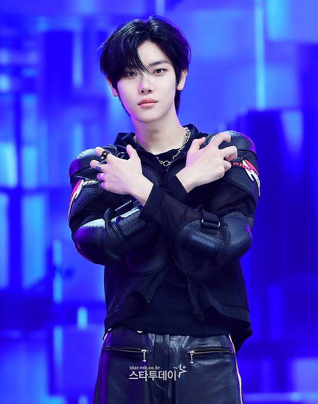 Nam thần gen Z 1m8 nức tiếng mắc bệnh hiểm nghèo- Ảnh 3. Nam thần gen Z 1m8 nức tiếng mắc bệnh hiểm nghèo- Ảnh 3.