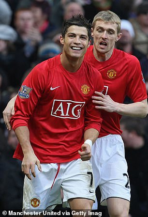 Mỹ nhân bốc lửa tiết lộ được trả số tiền khủng để 