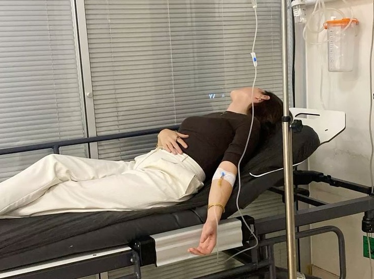 Cả nhà nhập viện cấp cứu, người mẹ tổn thương thận vì hâm nóng thức ăn thừa kiểu “cực độc” nhưng cực quen 19 4a 135620 1771641464572 1771641465202327975096