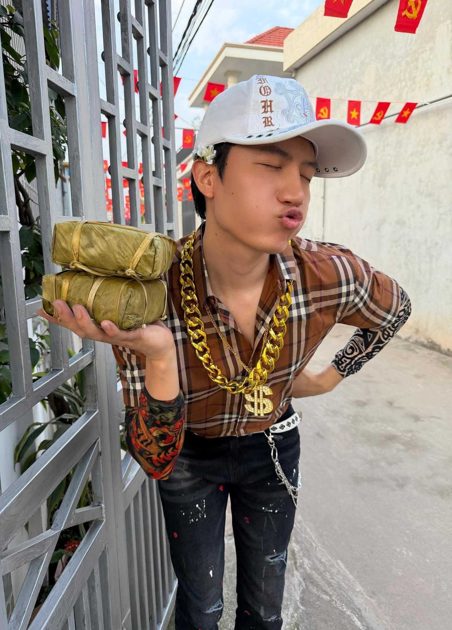 - Ảnh 5. - Ảnh 5.